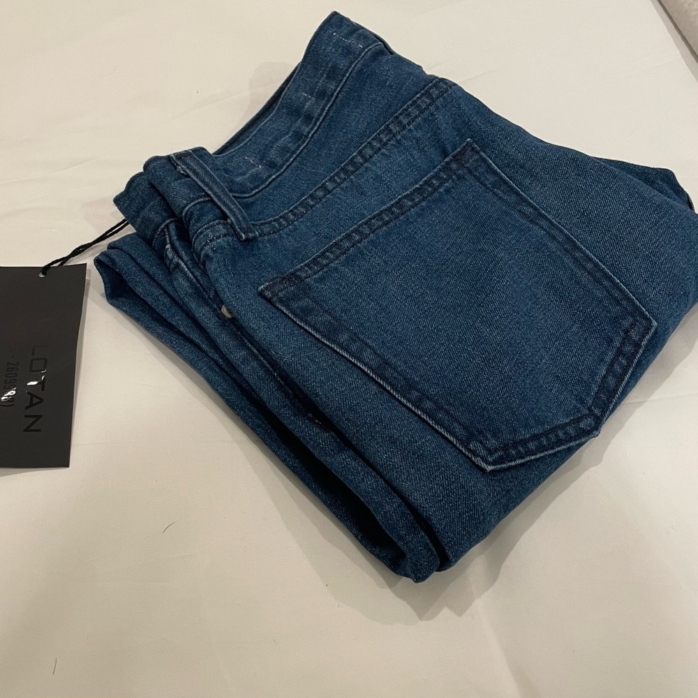 Nili Lotan high-rise straight leg jeans NWT